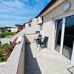 Apartman Elli